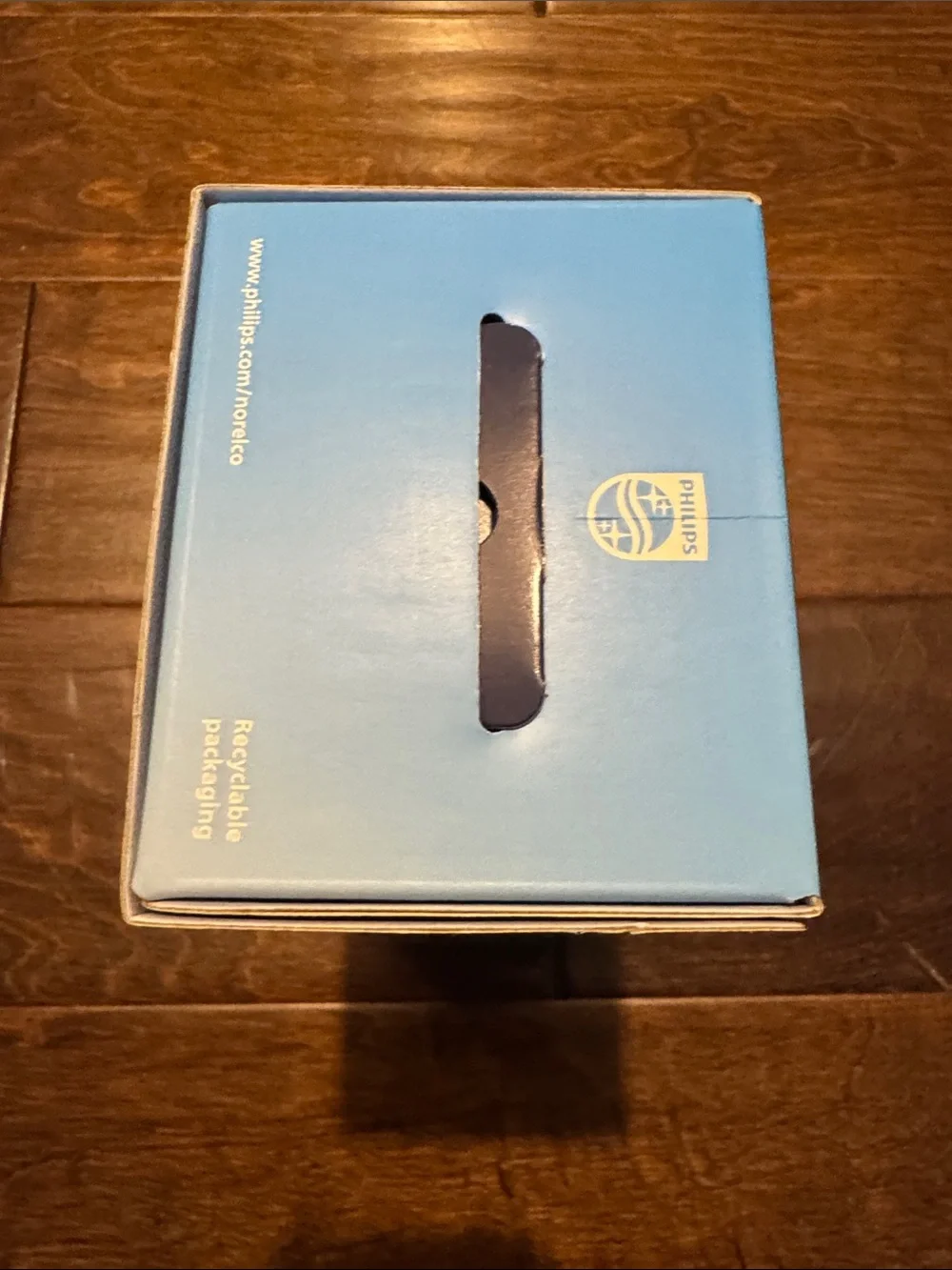 Philips Norelco Shaver 2600 - Black NWT